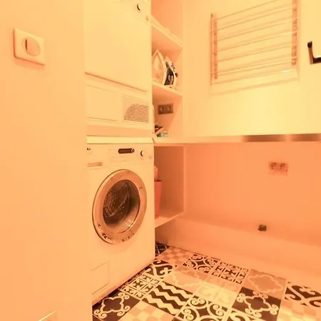 Luxuriousflat#victorhugo#trocadero#vieweffeiltower