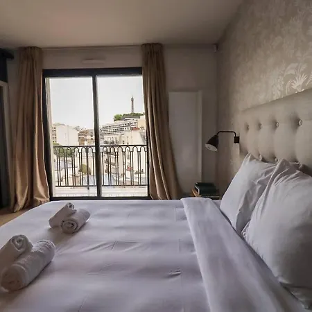 Luxuriousflat#victorhugo#trocadero#vieweffeiltower