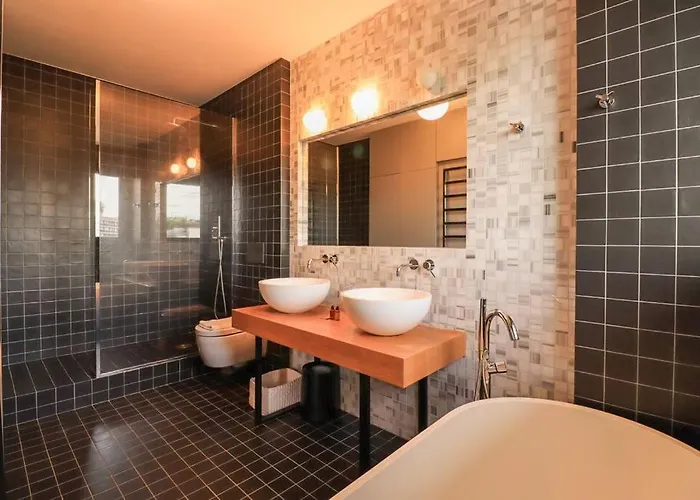 Luxuriousflat#victorhugo#trocadero#vieweffeiltower Paris