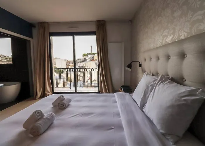 Luxuriousflat#victorhugo#trocadero#vieweffeiltower